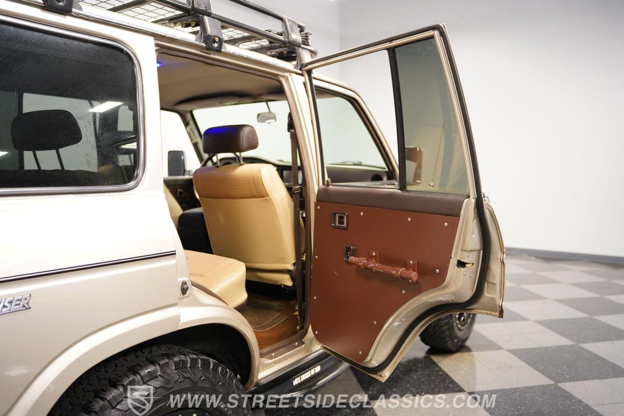 1989 Toyota Land Cruiser FJ62 LS Restomod