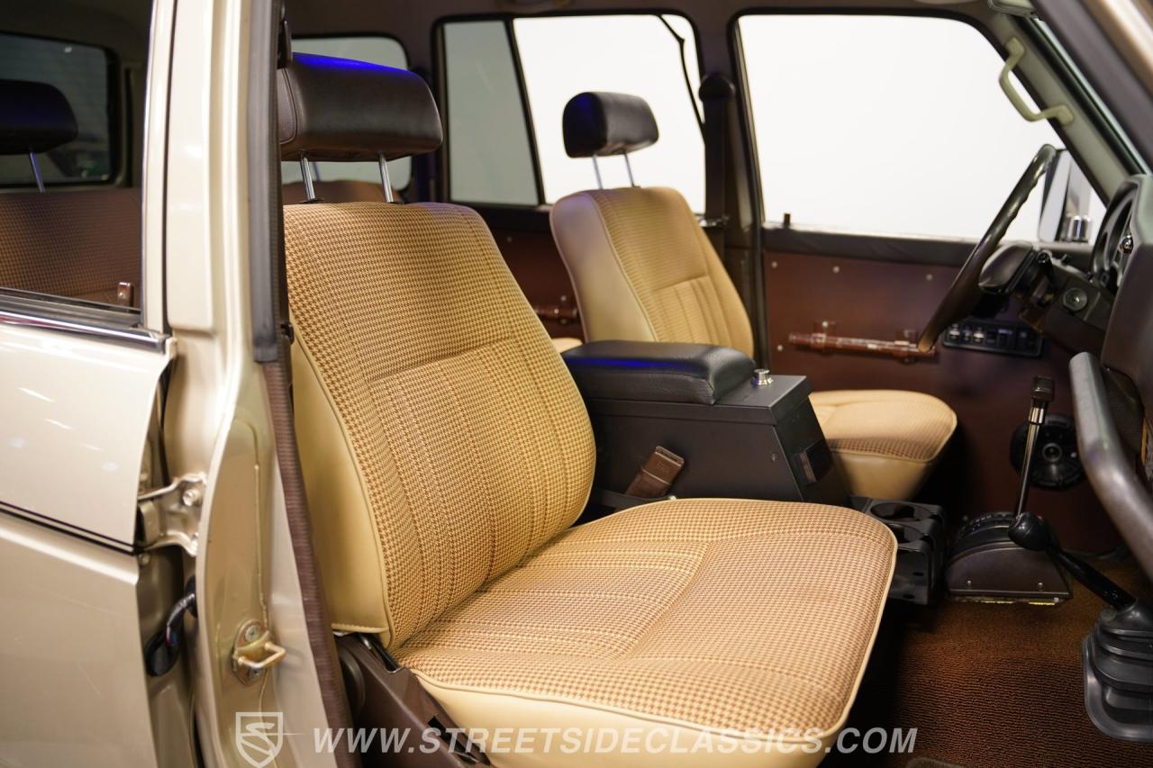 1989 Toyota Land Cruiser FJ62 LS Restomod