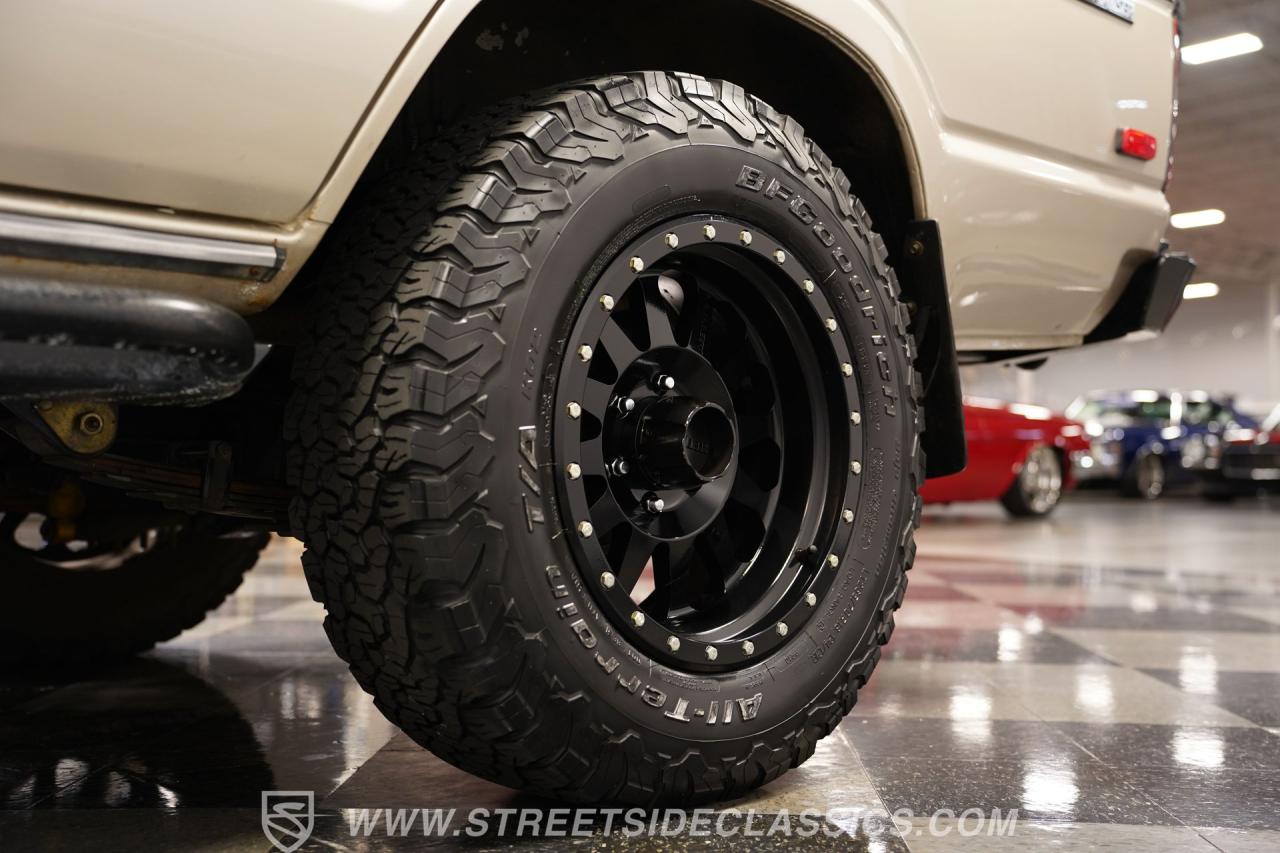 1989 Toyota Land Cruiser FJ62 LS Restomod
