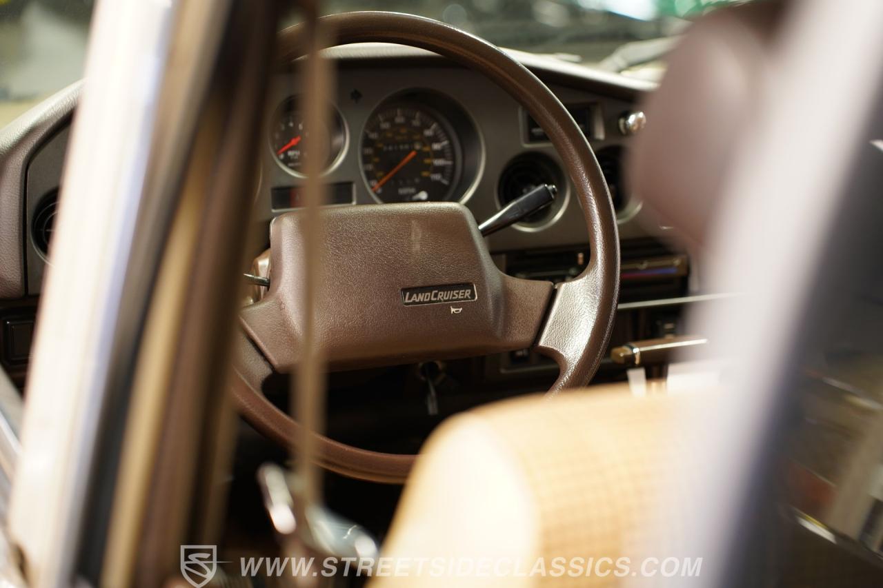 1989 Toyota Land Cruiser FJ62 LS Restomod