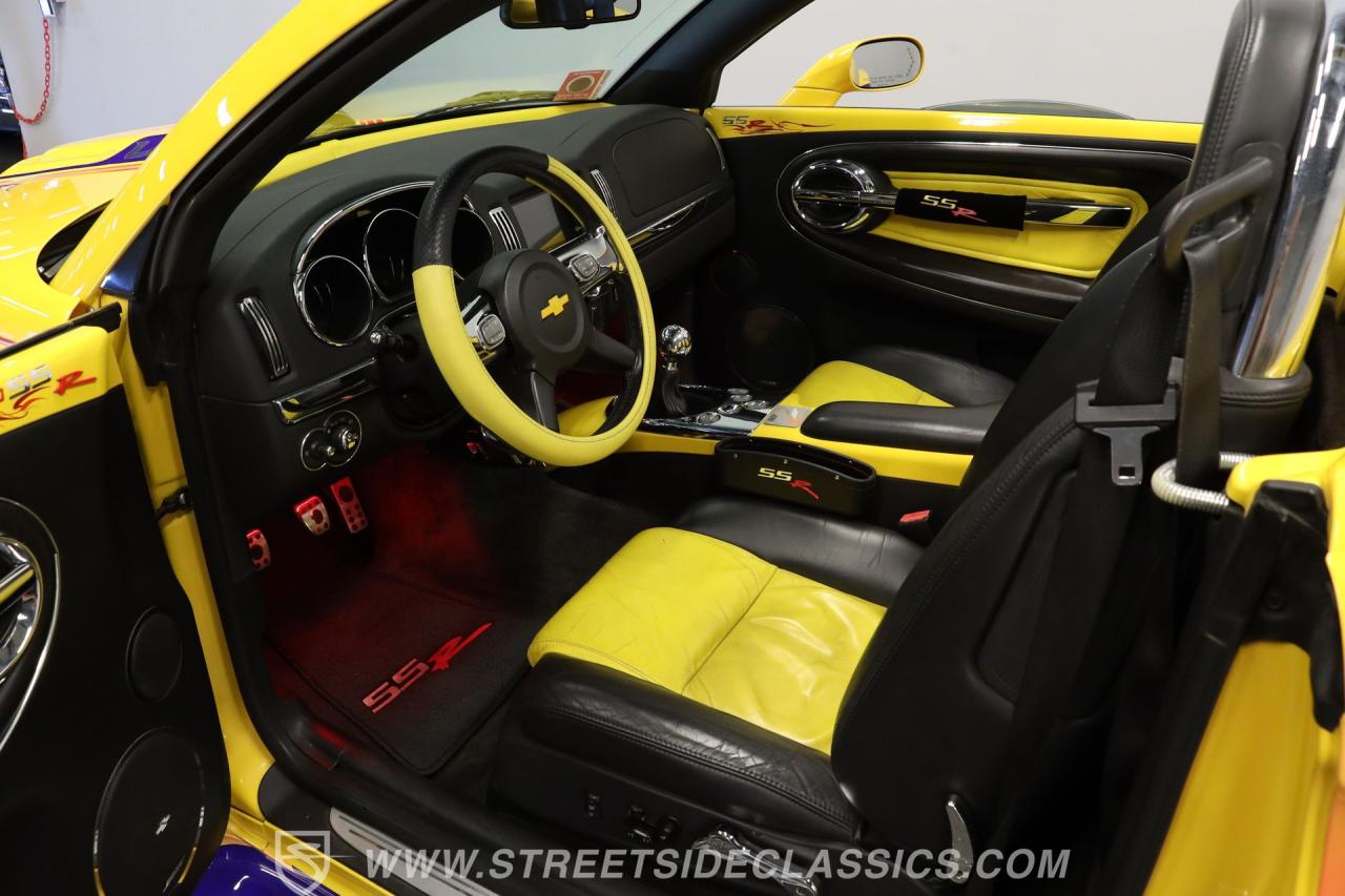 2005 Chevrolet SSR 6 Speed