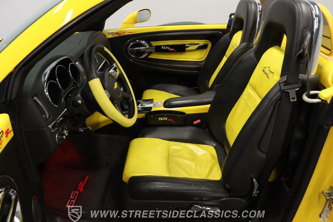 2005 Chevrolet SSR 6 Speed