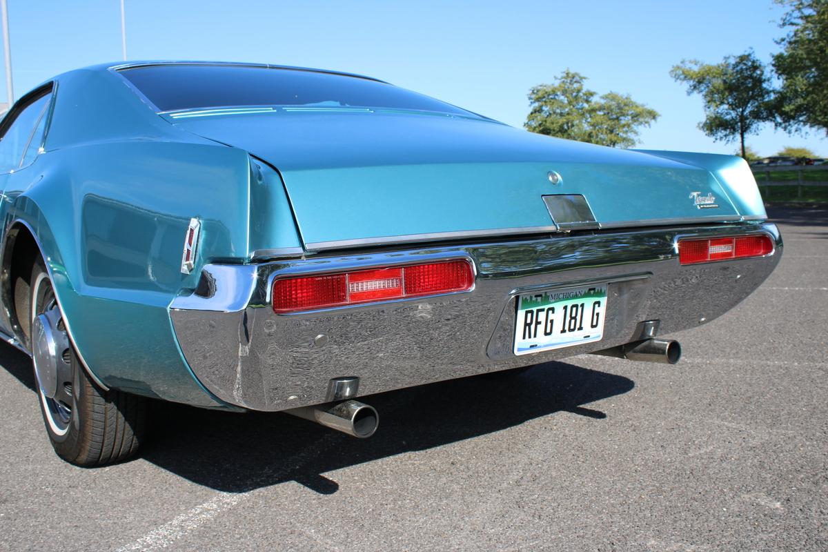 1969 Oldsmobile TORONADO