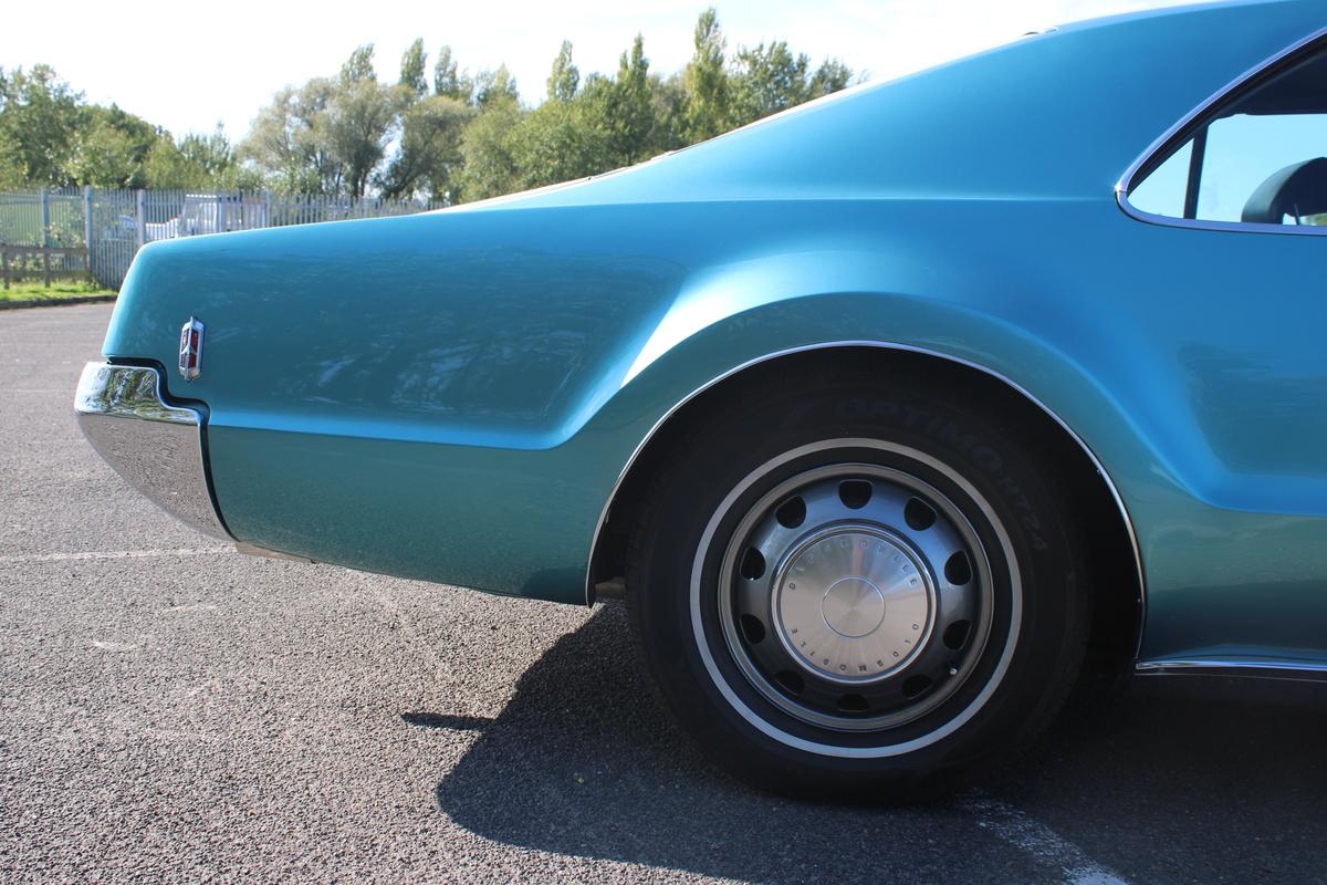 1969 Oldsmobile TORONADO