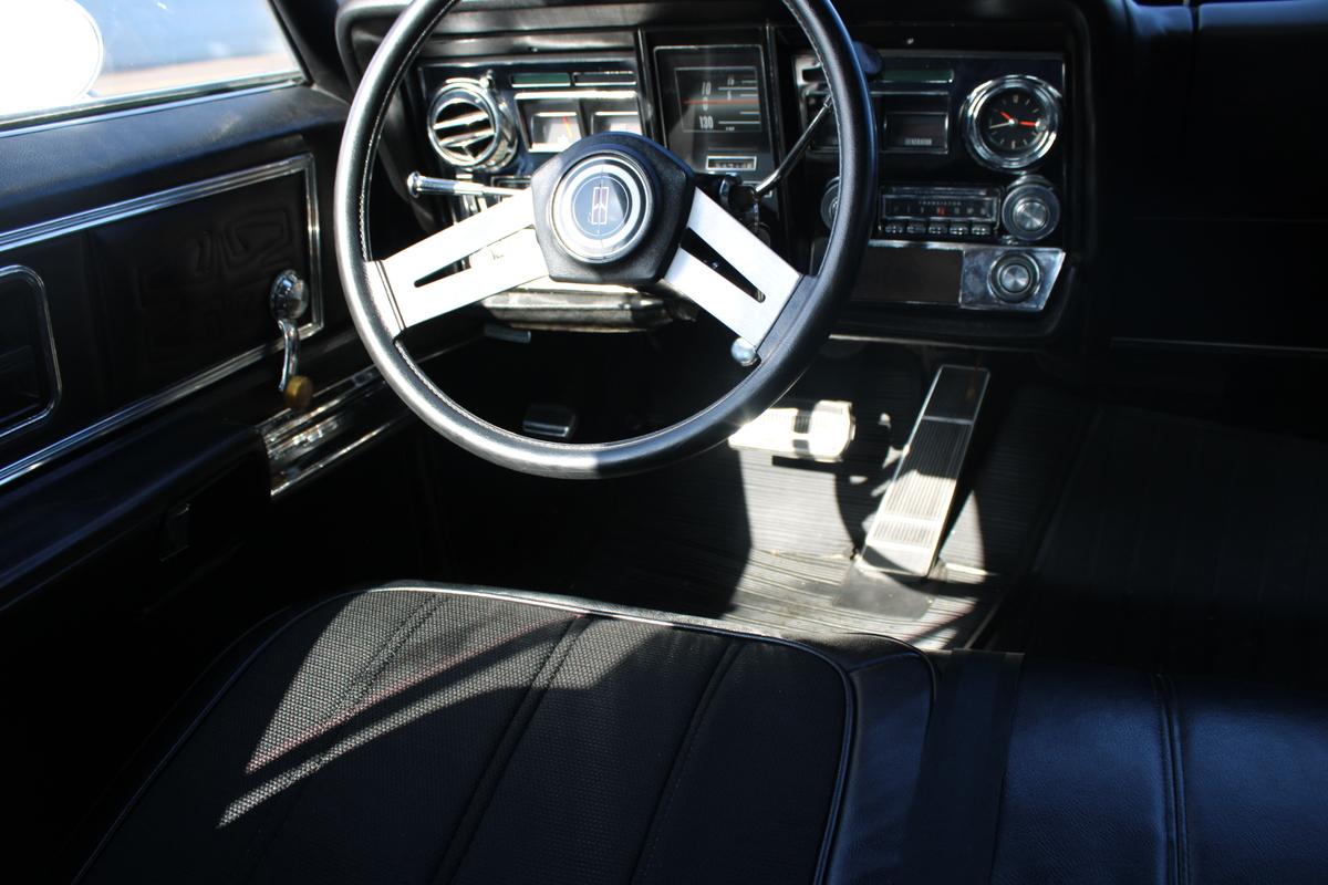 1969 Oldsmobile TORONADO