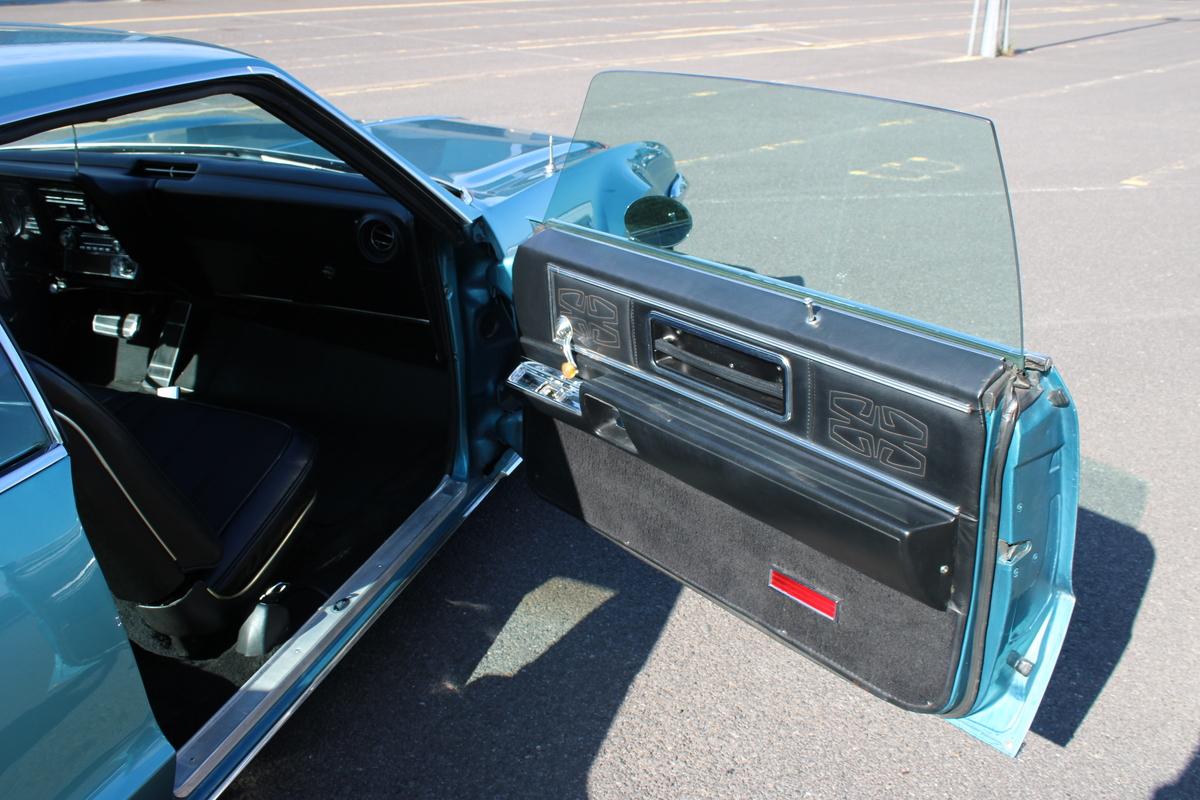 1969 Oldsmobile TORONADO