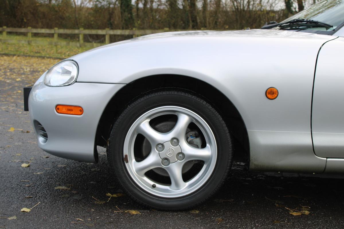 2004 Mazda MX-5 1.8I