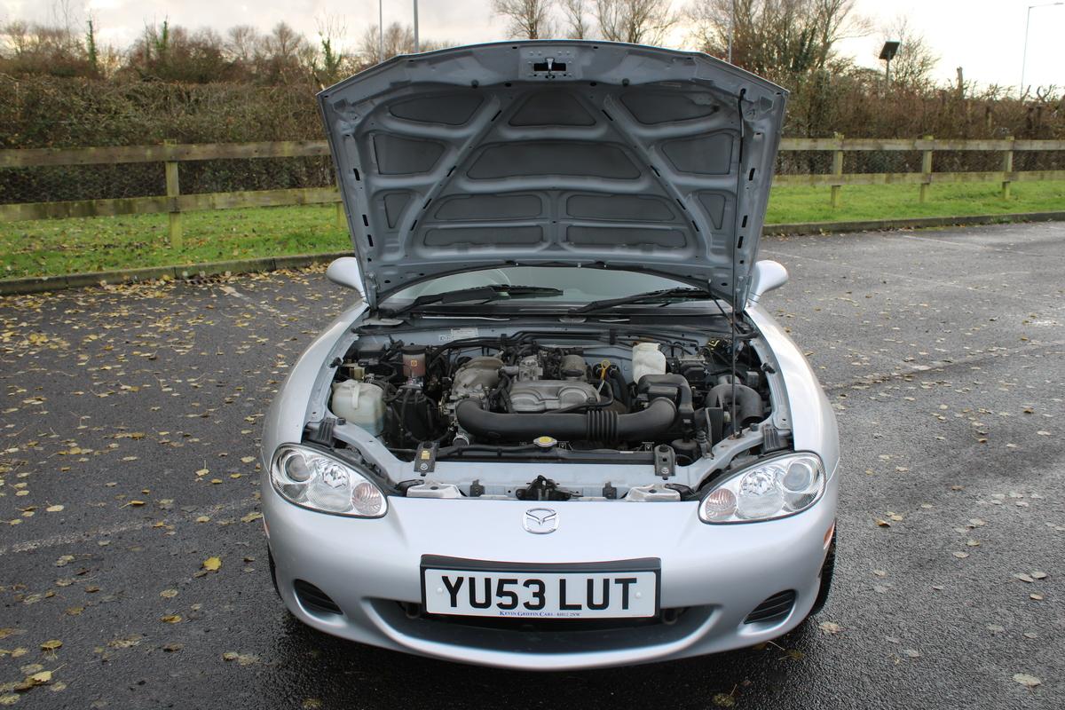 2004 Mazda MX-5 1.8I