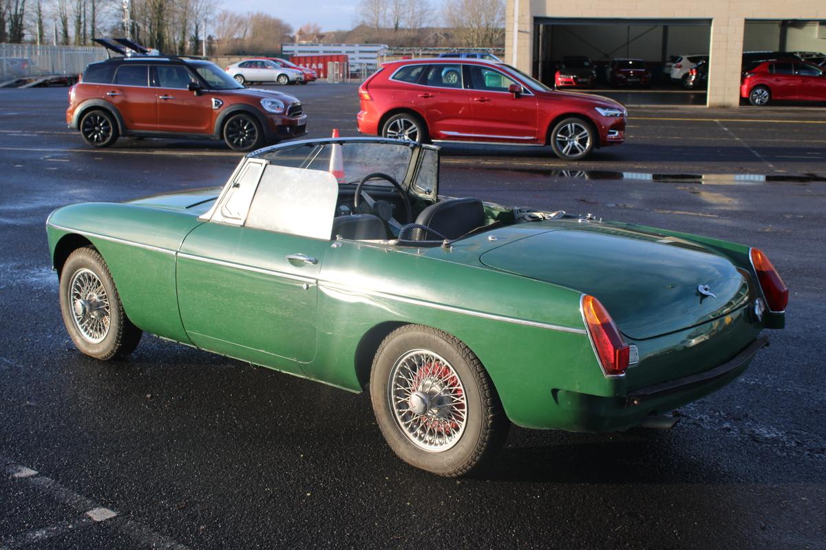 1973 MG B Roadster
