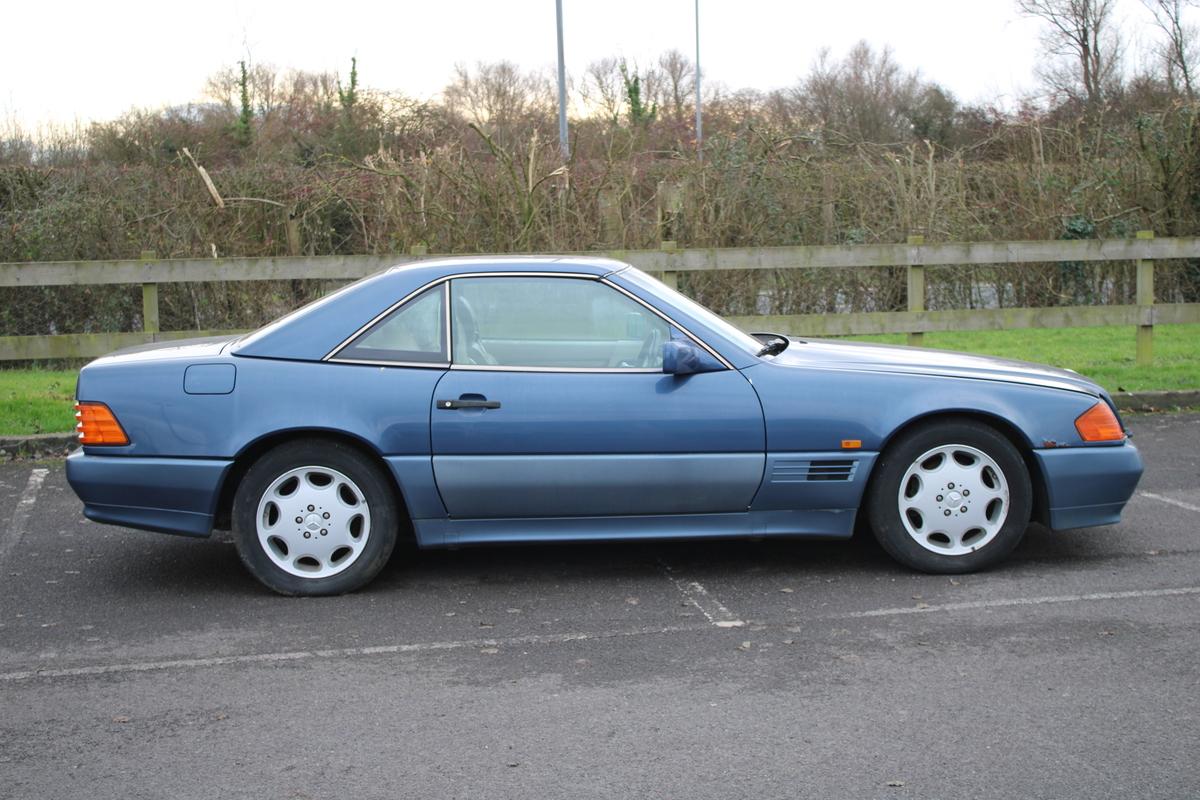 1993 Mercedes - Benz 500 SL AUTO