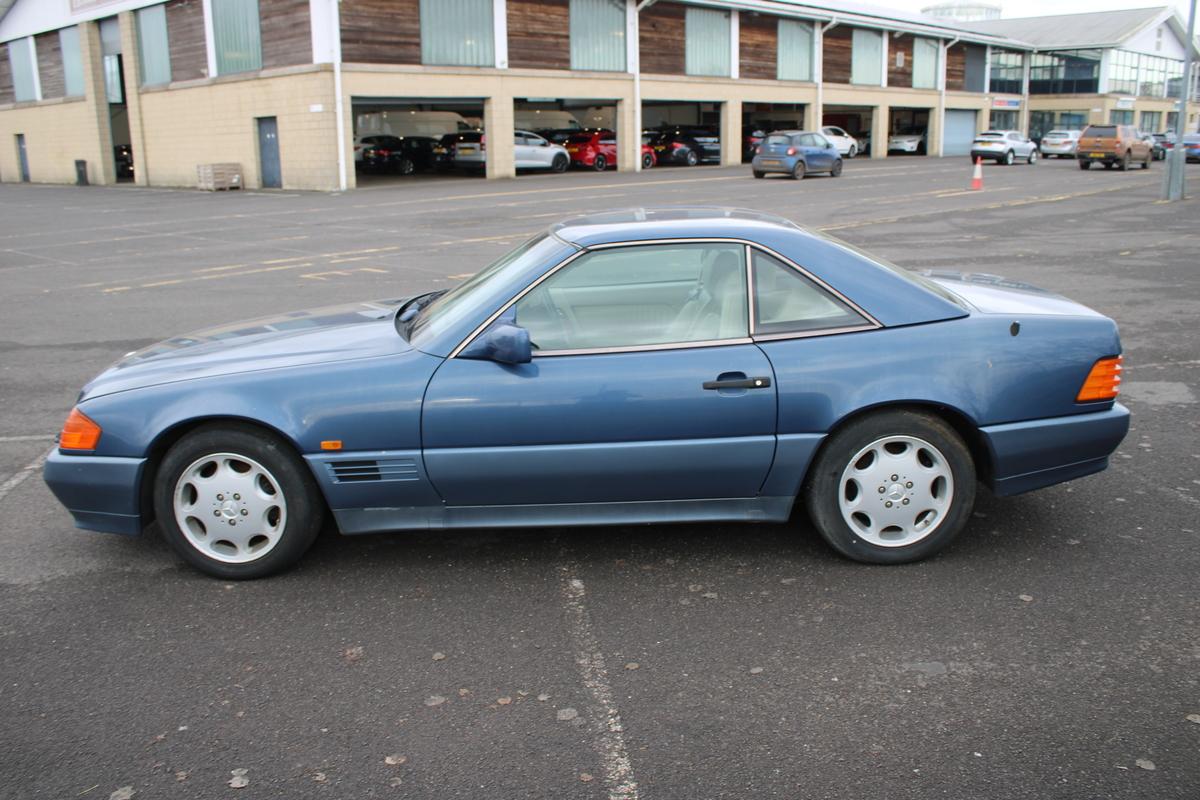 1993 Mercedes - Benz 500 SL AUTO
