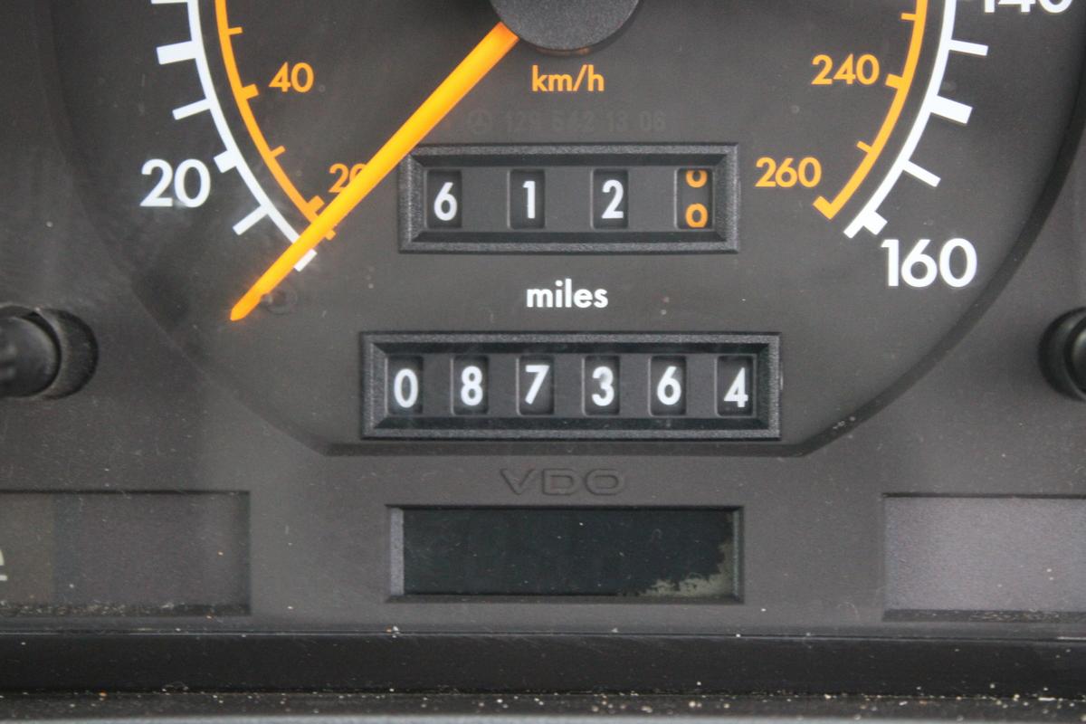 1993 Mercedes - Benz 500 SL AUTO