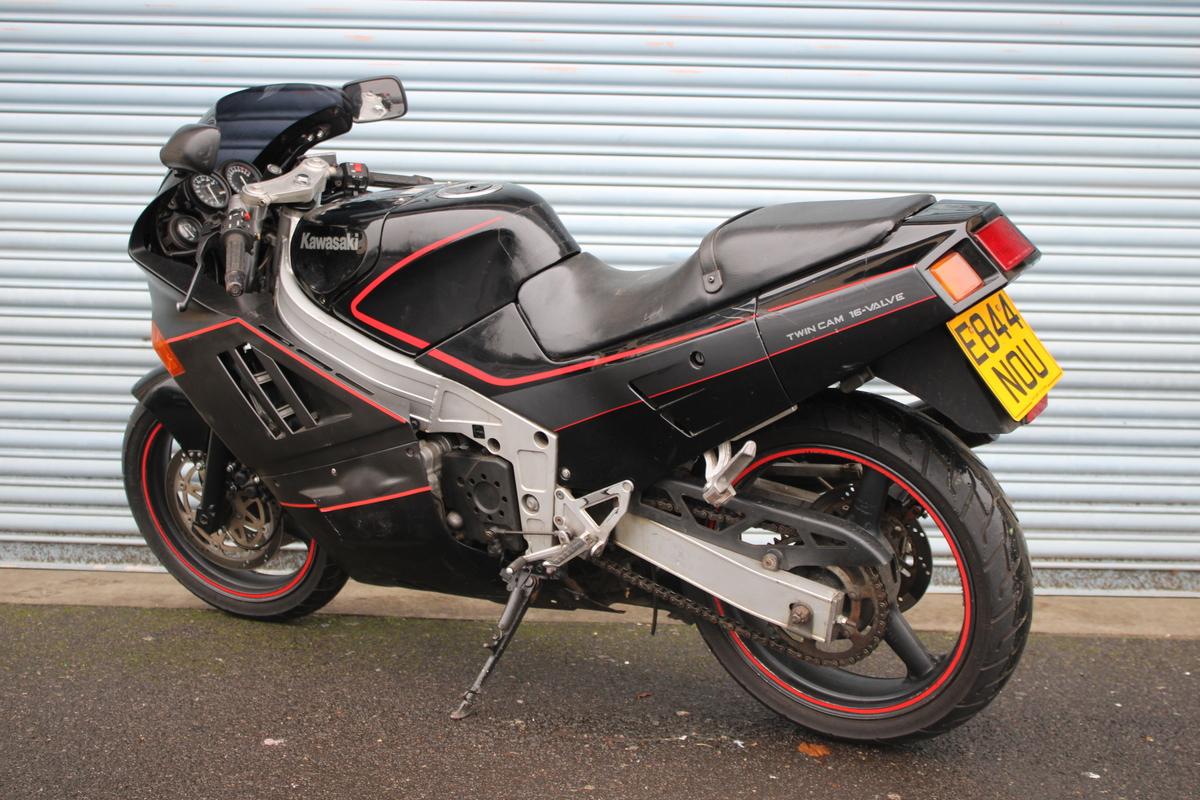 1988 Kawasaki ZX4 400G