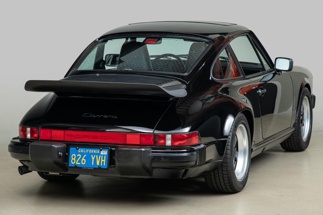 1987 Porsche 911 Carrera 