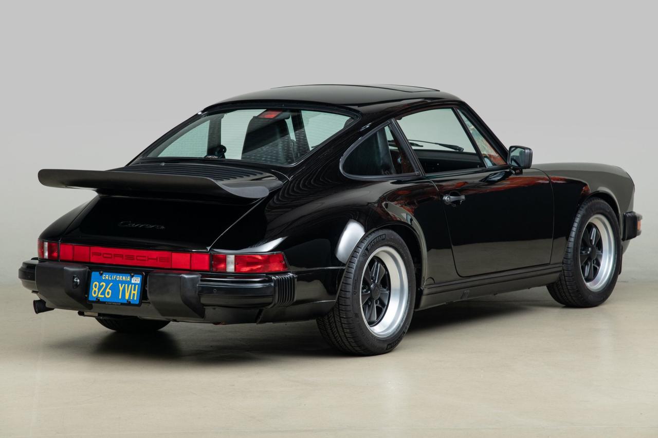 1987 Porsche 911 Carrera 