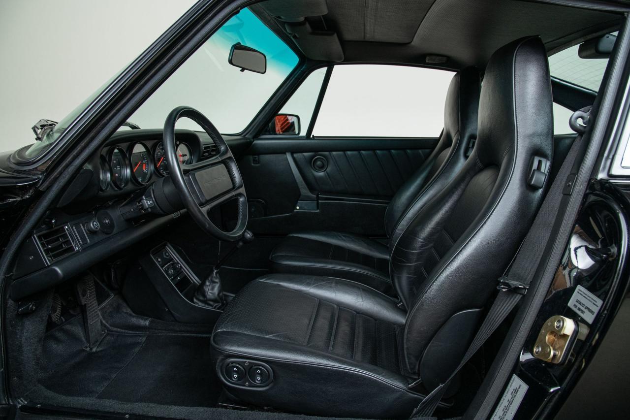 1987 Porsche 911 Carrera 