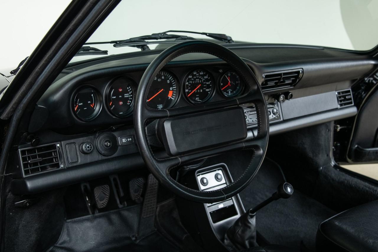 1987 Porsche 911 Carrera 