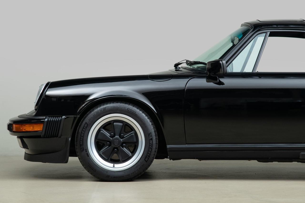 1987 Porsche 911 Carrera 