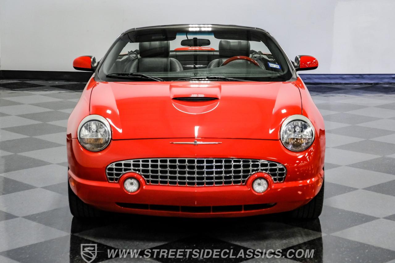 2002 Ford Thunderbird