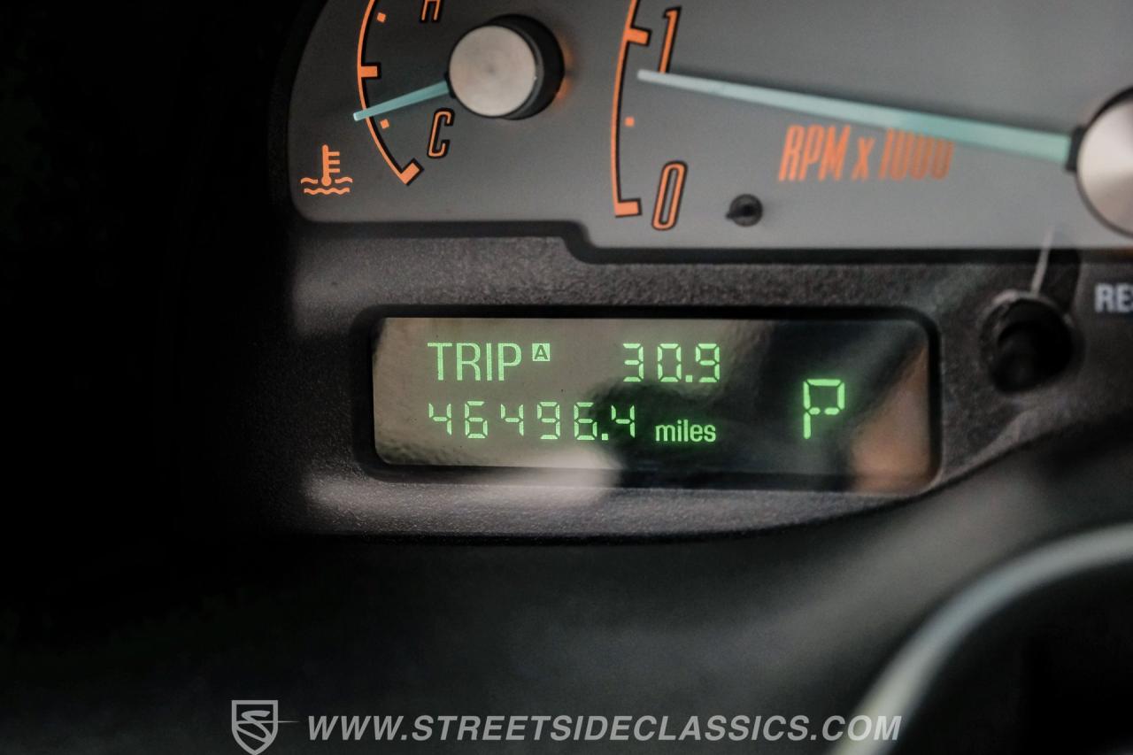 2002 Ford Thunderbird