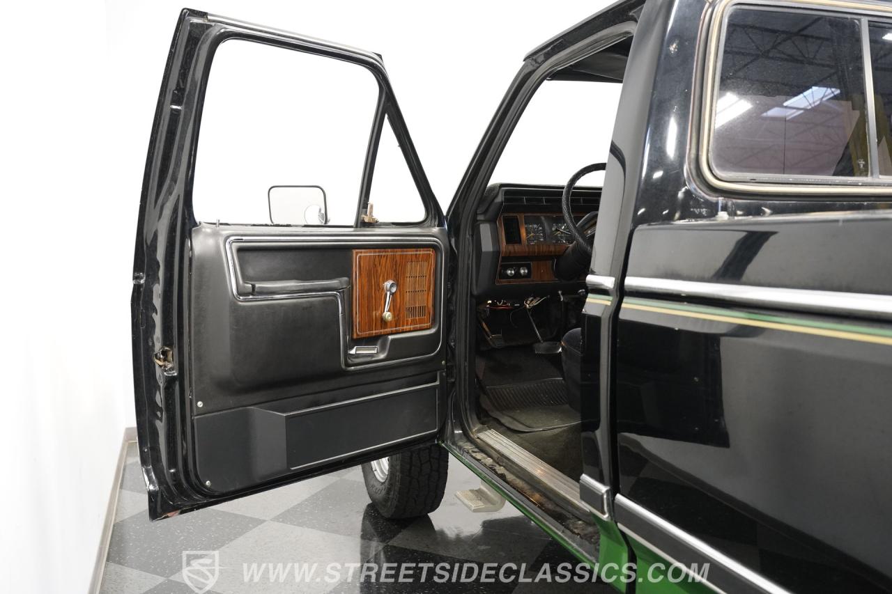 1983 Ford F-250 XLT 4x4