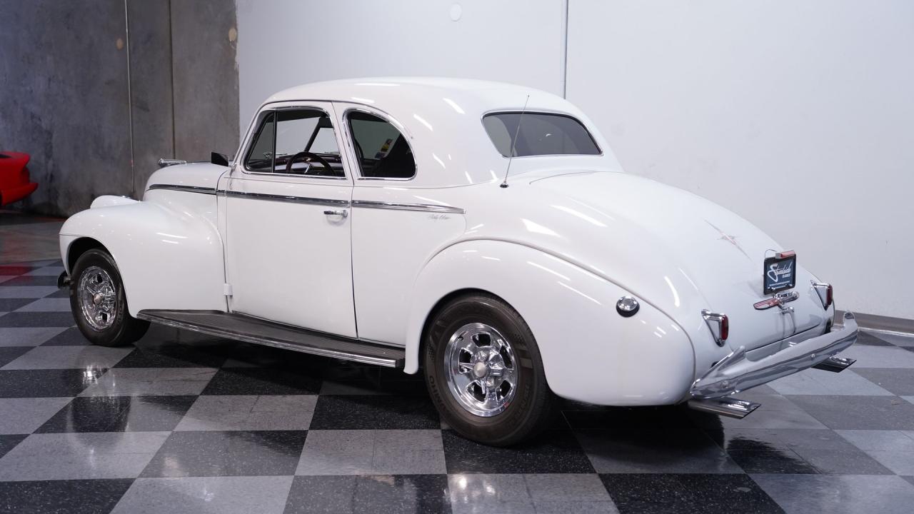 1940 Oldsmobile Series 70 Coupe