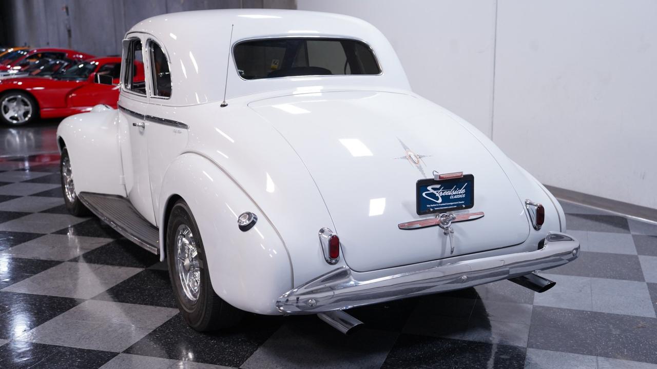 1940 Oldsmobile Series 70 Coupe