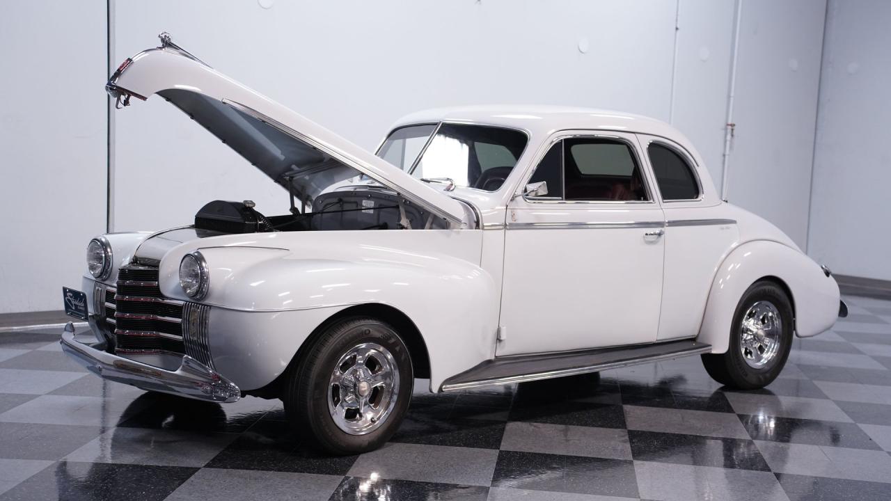 1940 Oldsmobile Series 70 Coupe