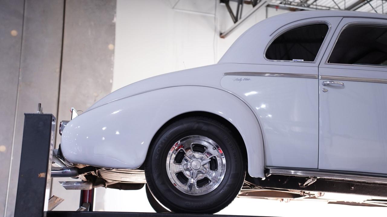 1940 Oldsmobile Series 70 Coupe