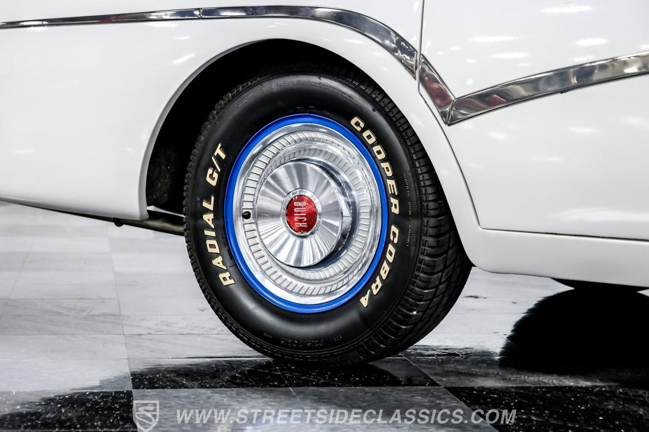 1956 Buick Roadmaster Sedan