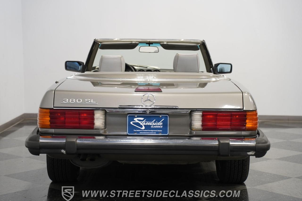 1985 Mercedes - Benz 380