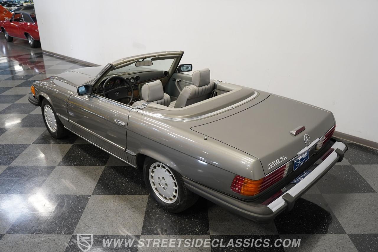 1985 Mercedes - Benz 380