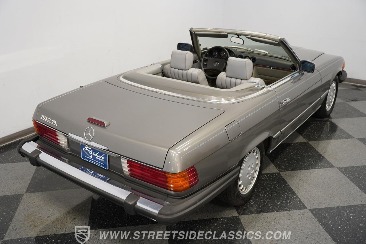 1985 Mercedes - Benz 380