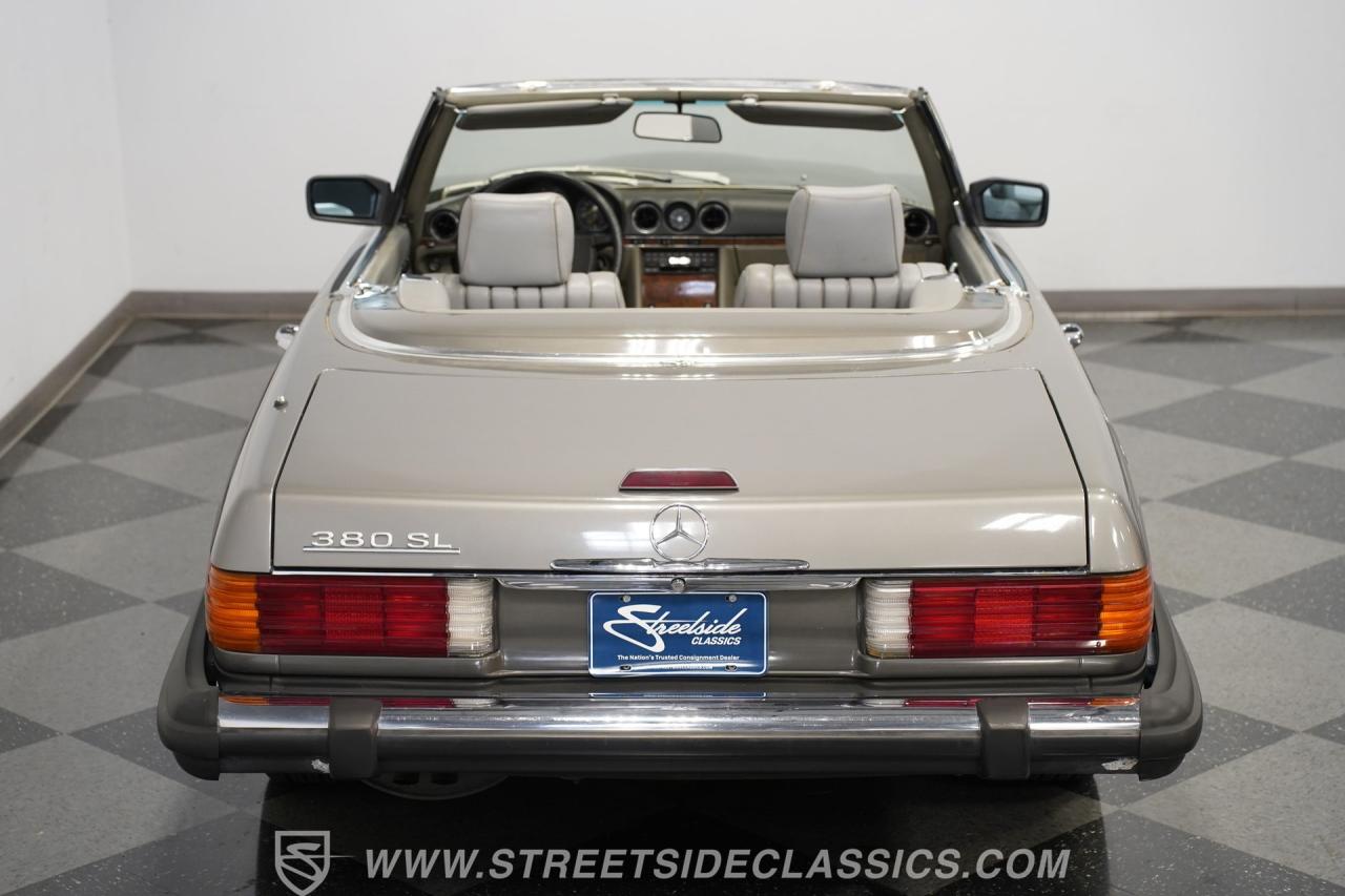 1985 Mercedes - Benz 380