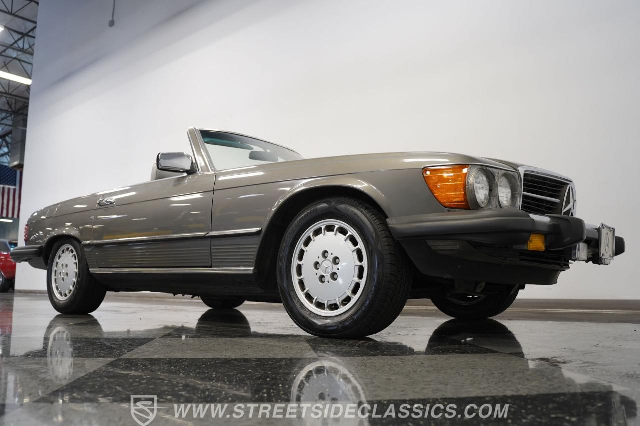 1985 Mercedes - Benz 380