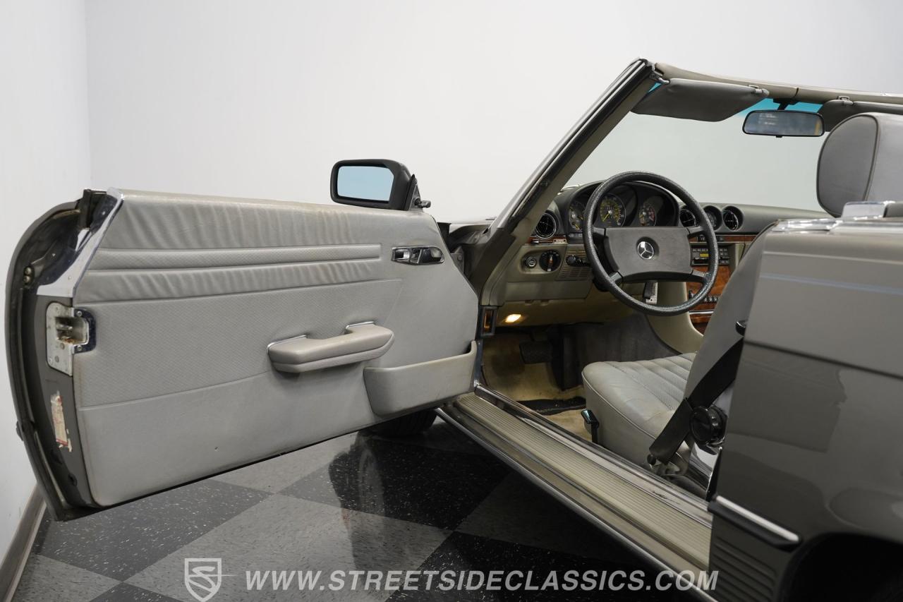 1985 Mercedes - Benz 380