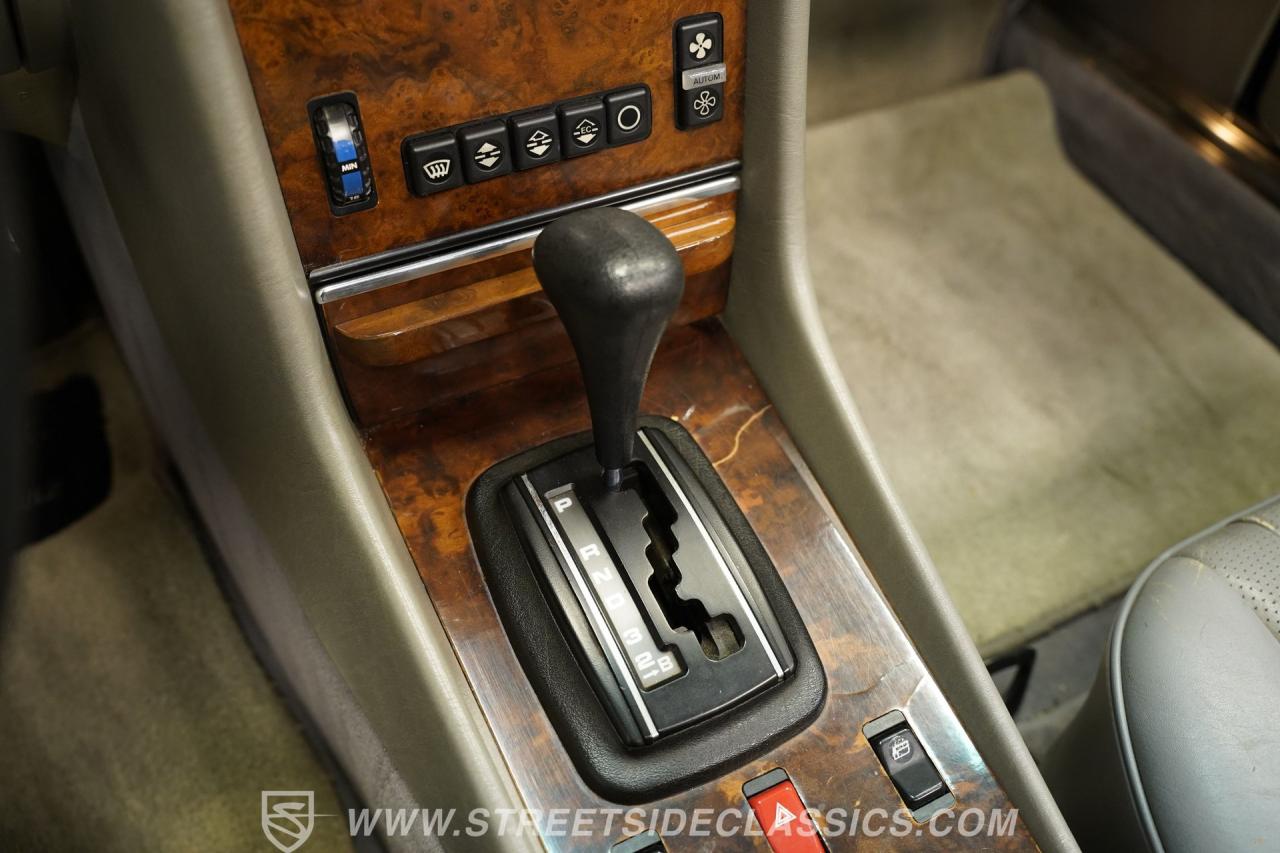 1985 Mercedes - Benz 380