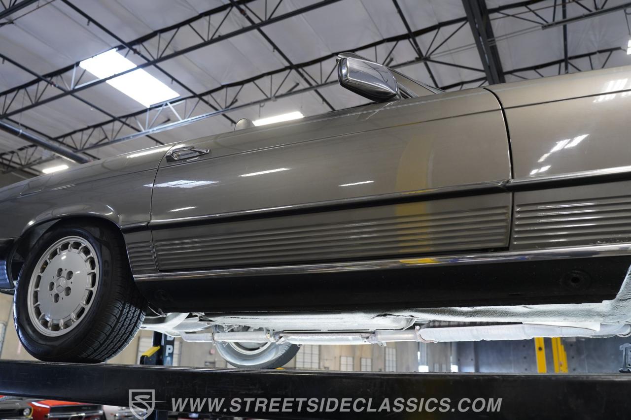 1985 Mercedes - Benz 380