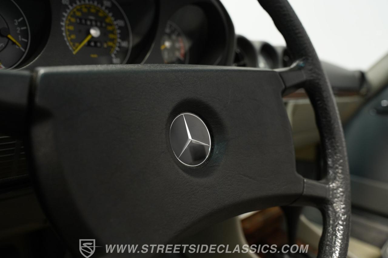 1985 Mercedes - Benz 380