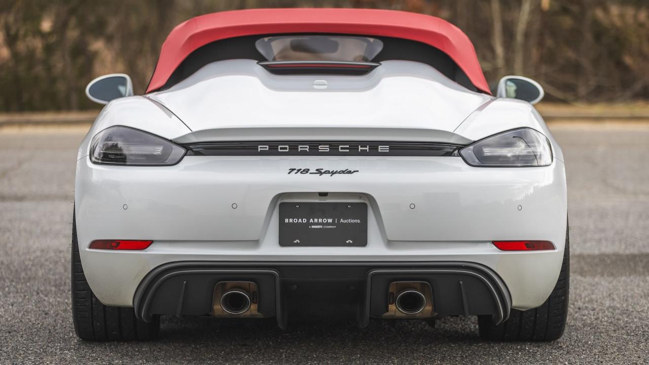 2021 Porsche 718 Spyder