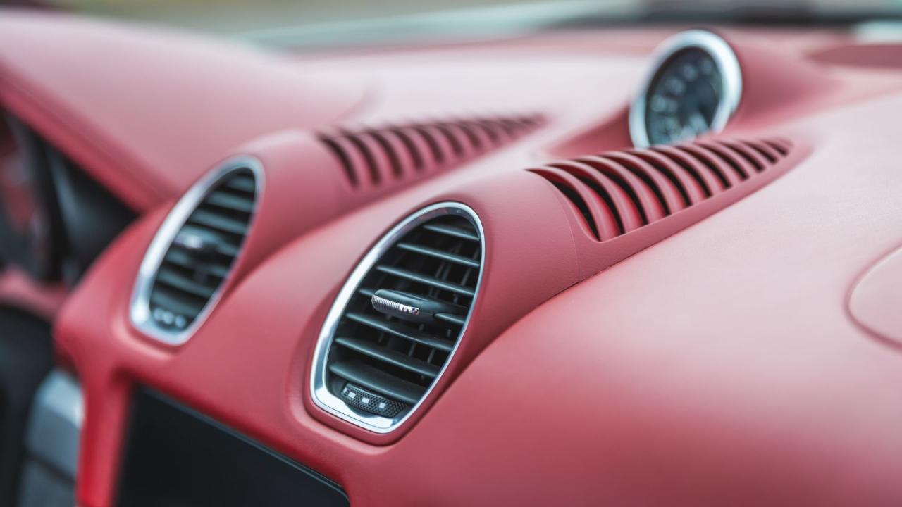 2021 Porsche 718 Spyder