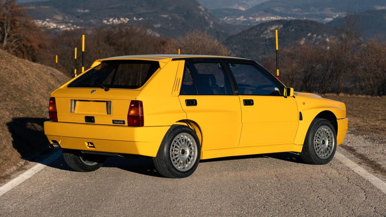 1992 Lancia Delta HF Integrale Evoluzione &ldquo;Giallo Ferrari&rdquo;