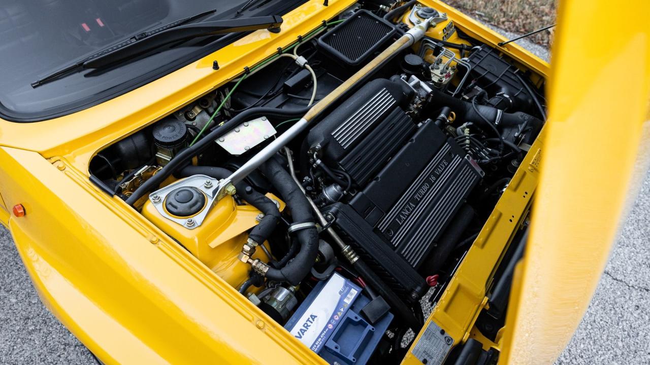 1992 Lancia Delta HF Integrale Evoluzione &ldquo;Giallo Ferrari&rdquo;