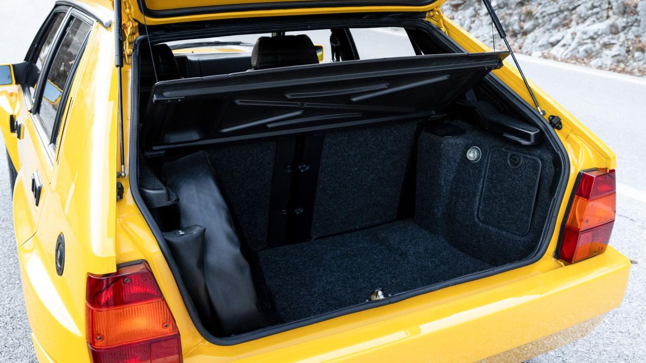 1992 Lancia Delta HF Integrale Evoluzione &ldquo;Giallo Ferrari&rdquo;