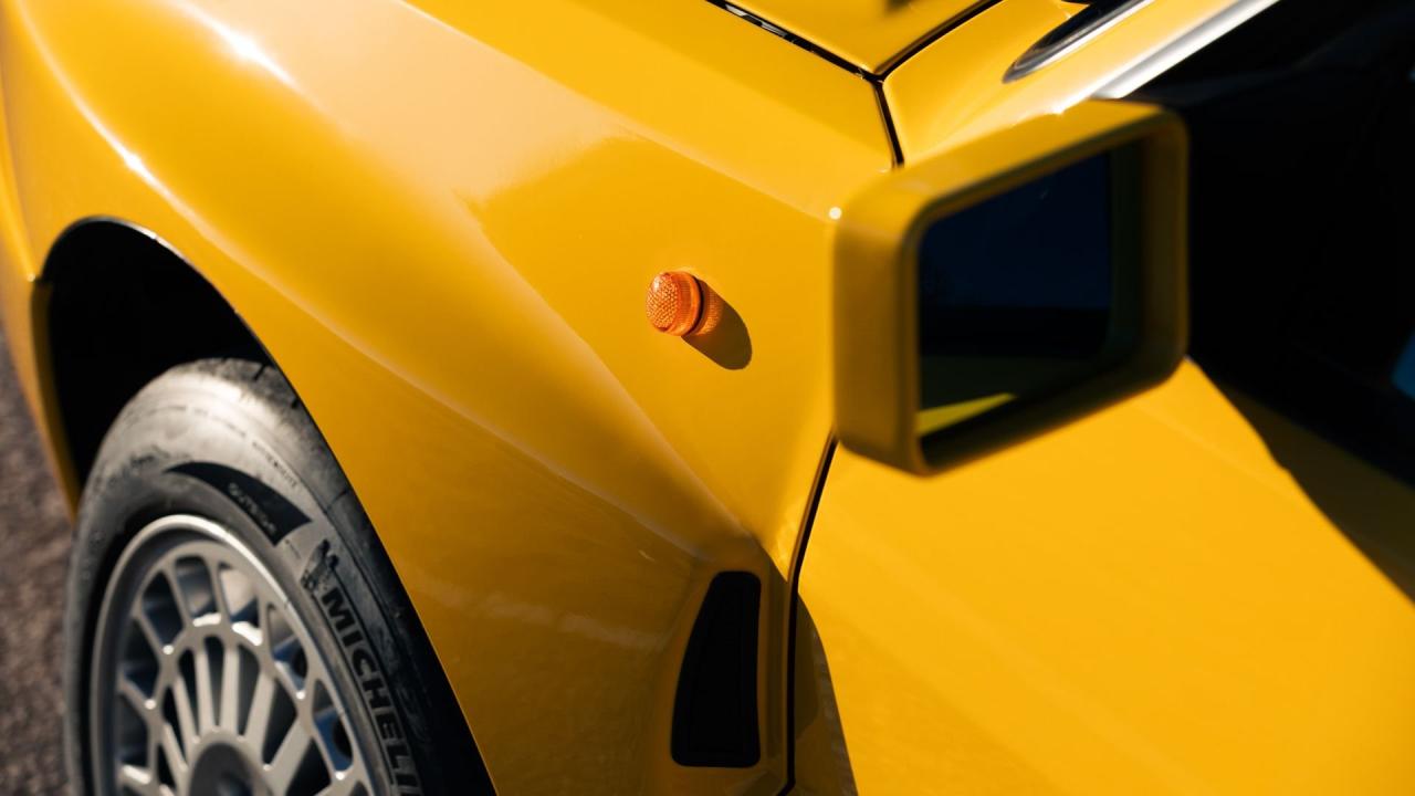 1992 Lancia Delta HF Integrale Evoluzione &ldquo;Giallo Ferrari&rdquo;