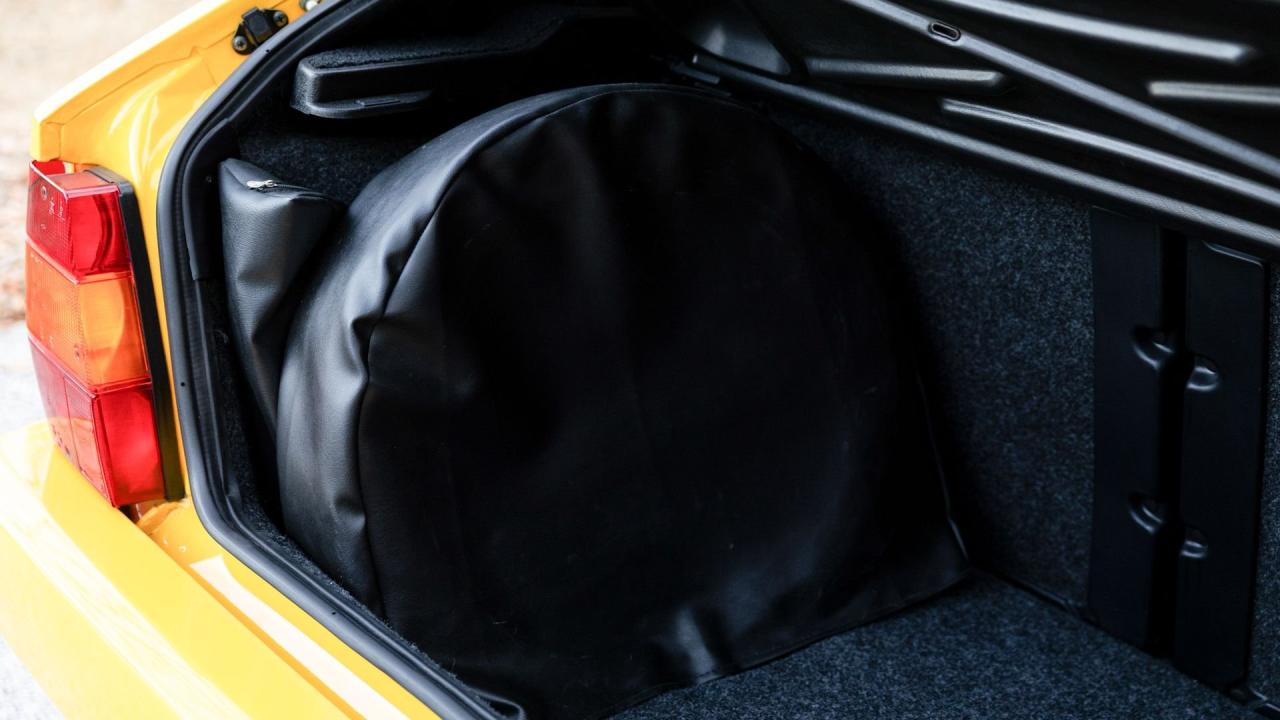 1992 Lancia Delta HF Integrale Evoluzione &ldquo;Giallo Ferrari&rdquo;