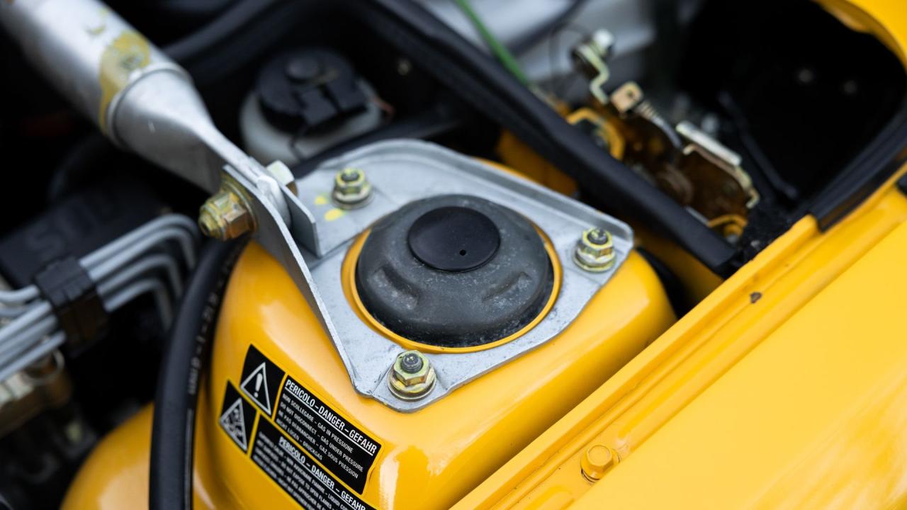 1992 Lancia Delta HF Integrale Evoluzione &ldquo;Giallo Ferrari&rdquo;