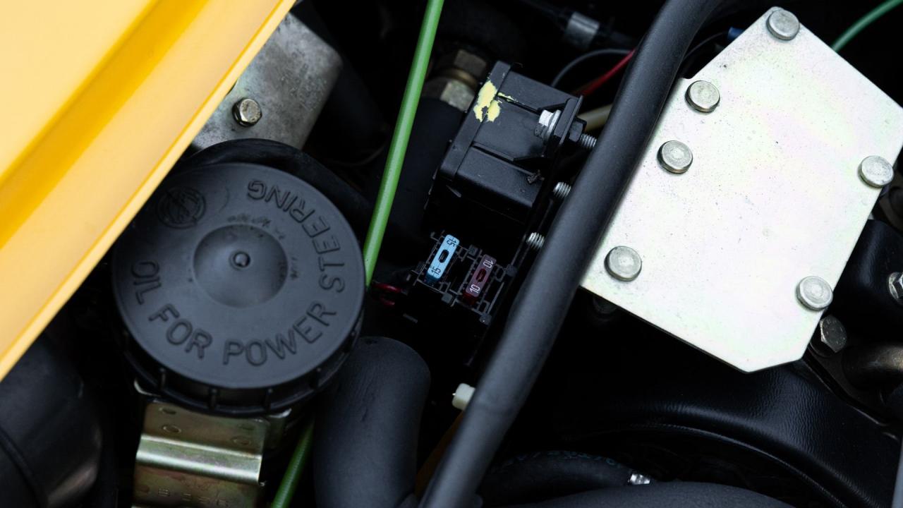 1992 Lancia Delta HF Integrale Evoluzione &ldquo;Giallo Ferrari&rdquo;