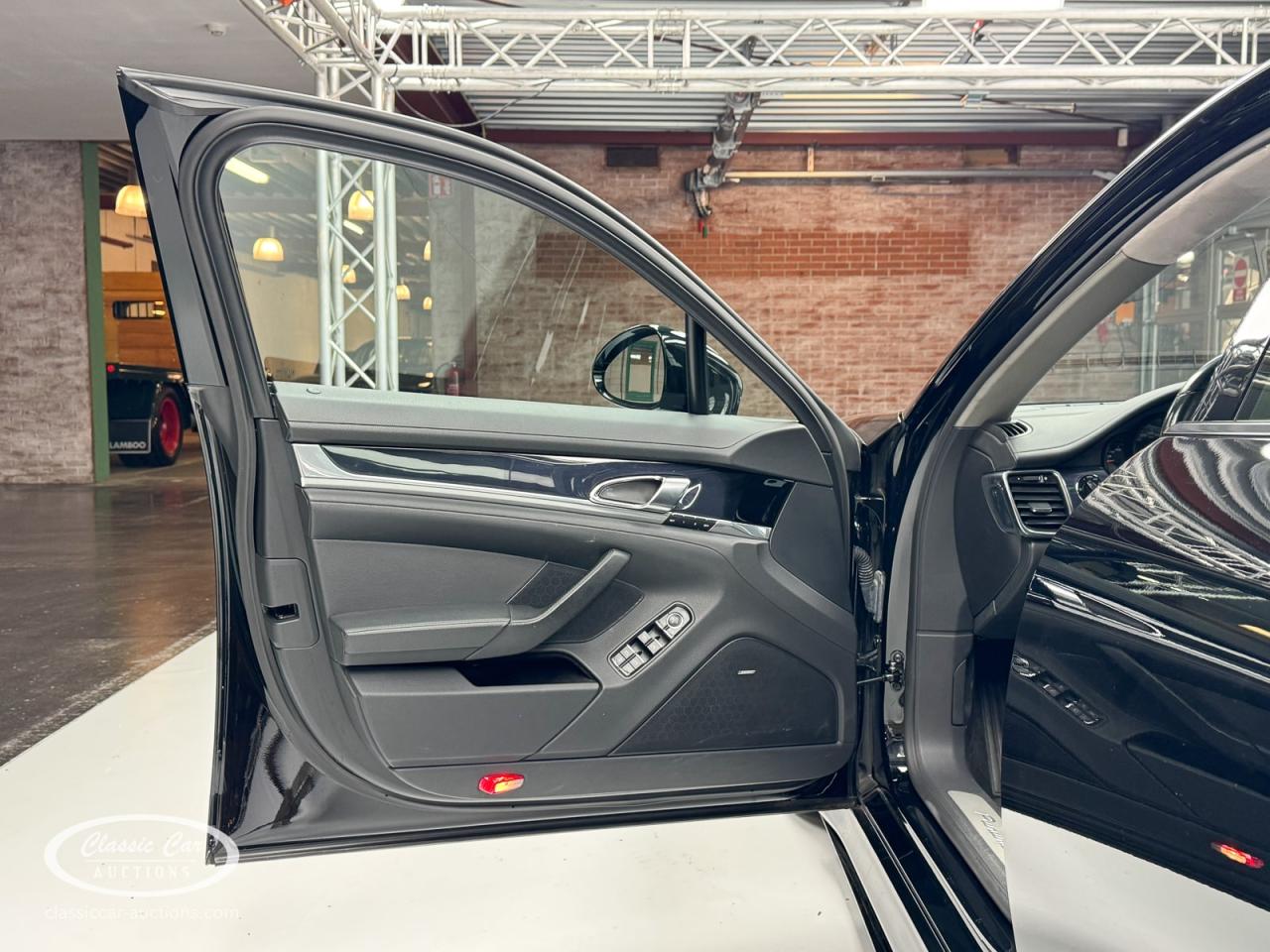 2011 Porsche Panamera