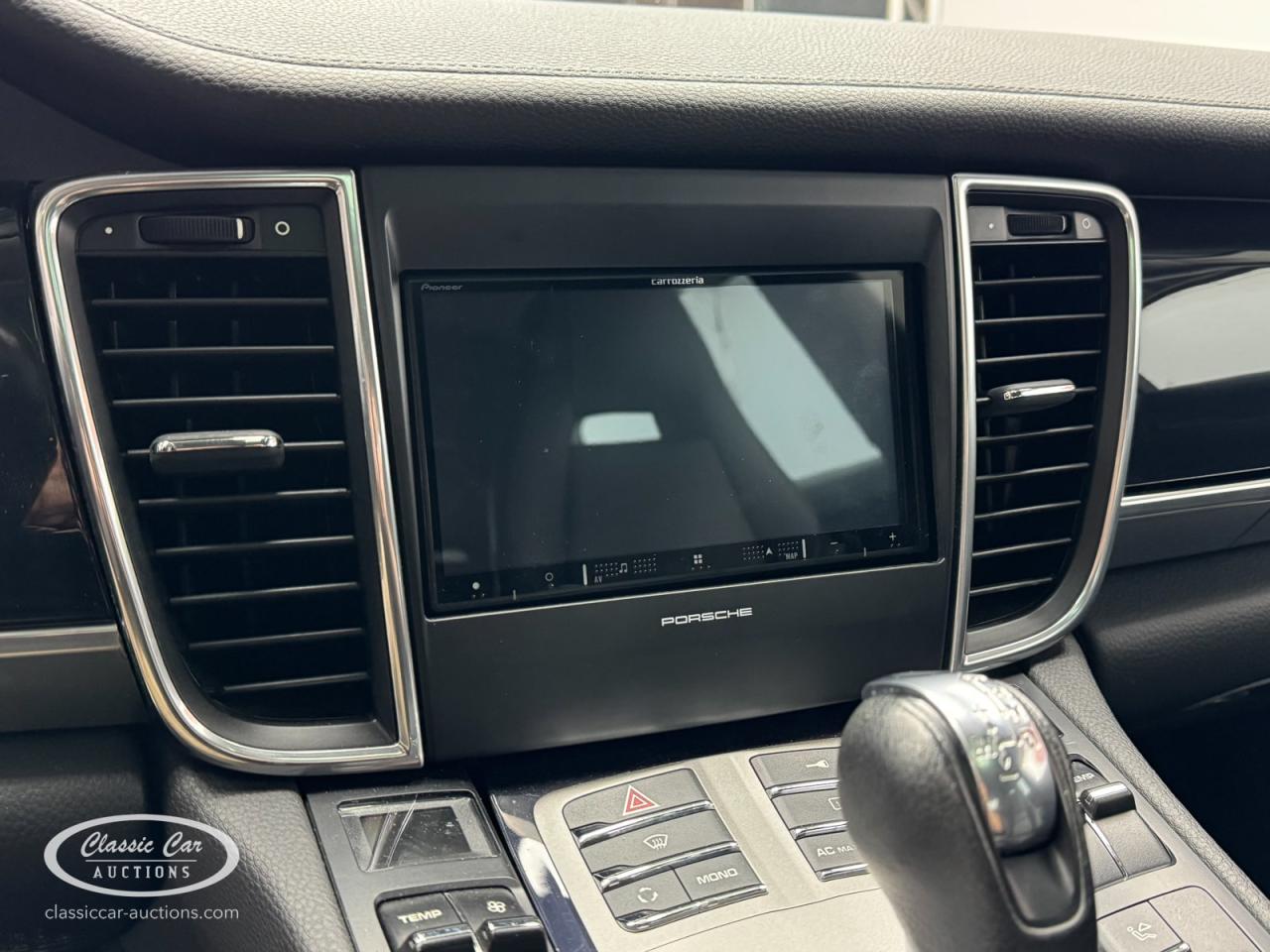 2011 Porsche Panamera